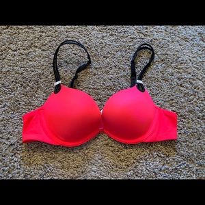 Victoria’s Secret Plunge Bra